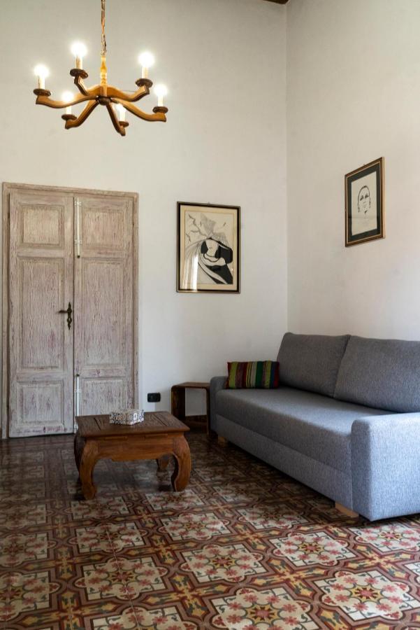 Residence Garibaldi Trapani Esterno foto
