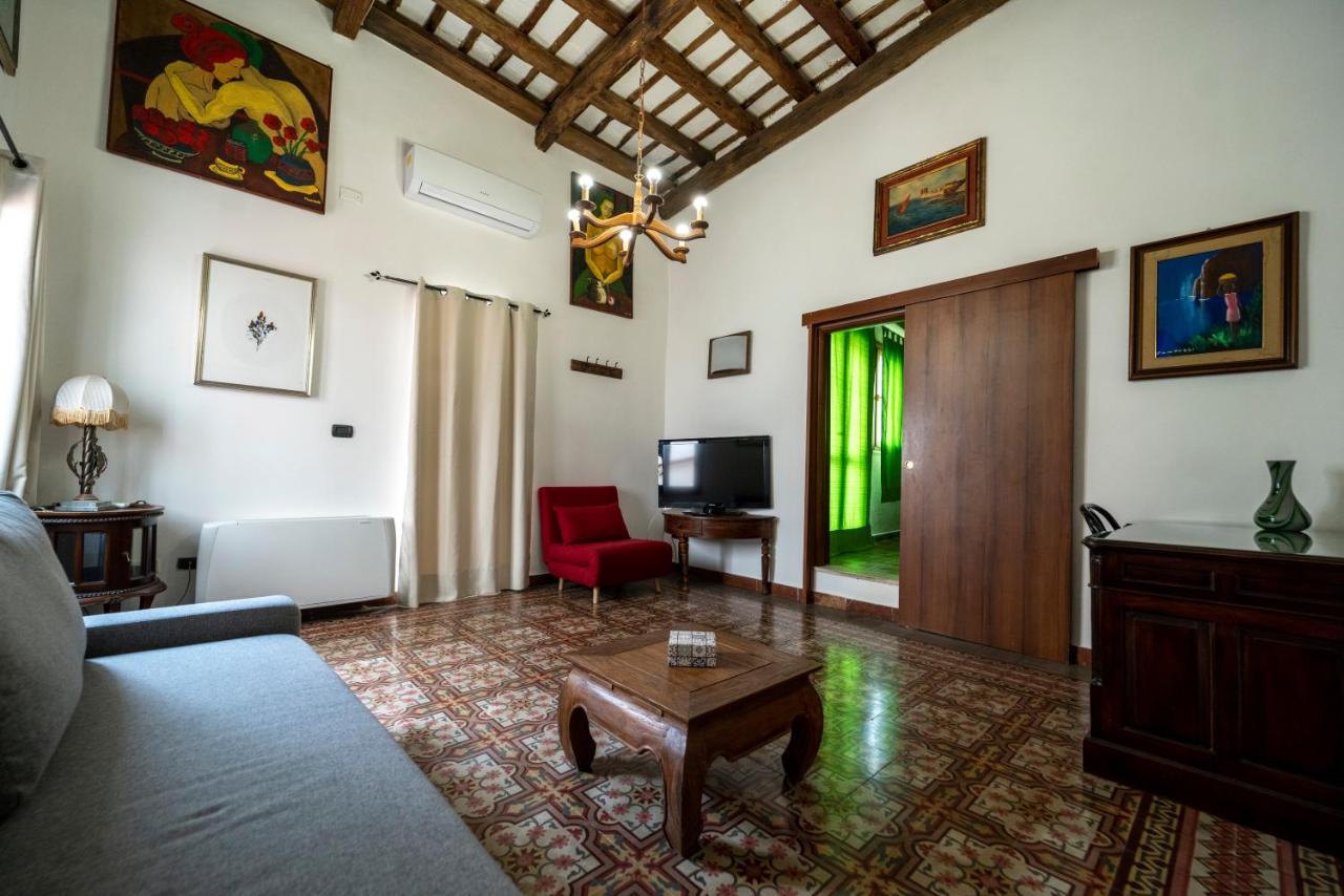 Residence Garibaldi Trapani Esterno foto